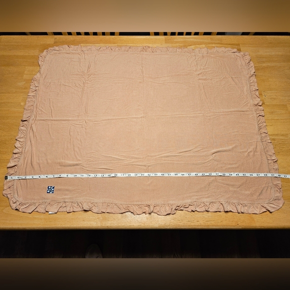 Kickee Pants Ruffled Baby Blanket, EUC - Picture 6 of 11